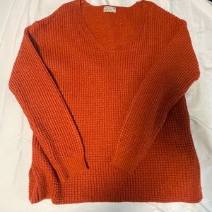 💥Large Womens Poof Apparel Orange V Neck Boyfriend Sweater